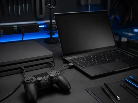 Configuração técnica de console compatível (imagem de referência provisória)